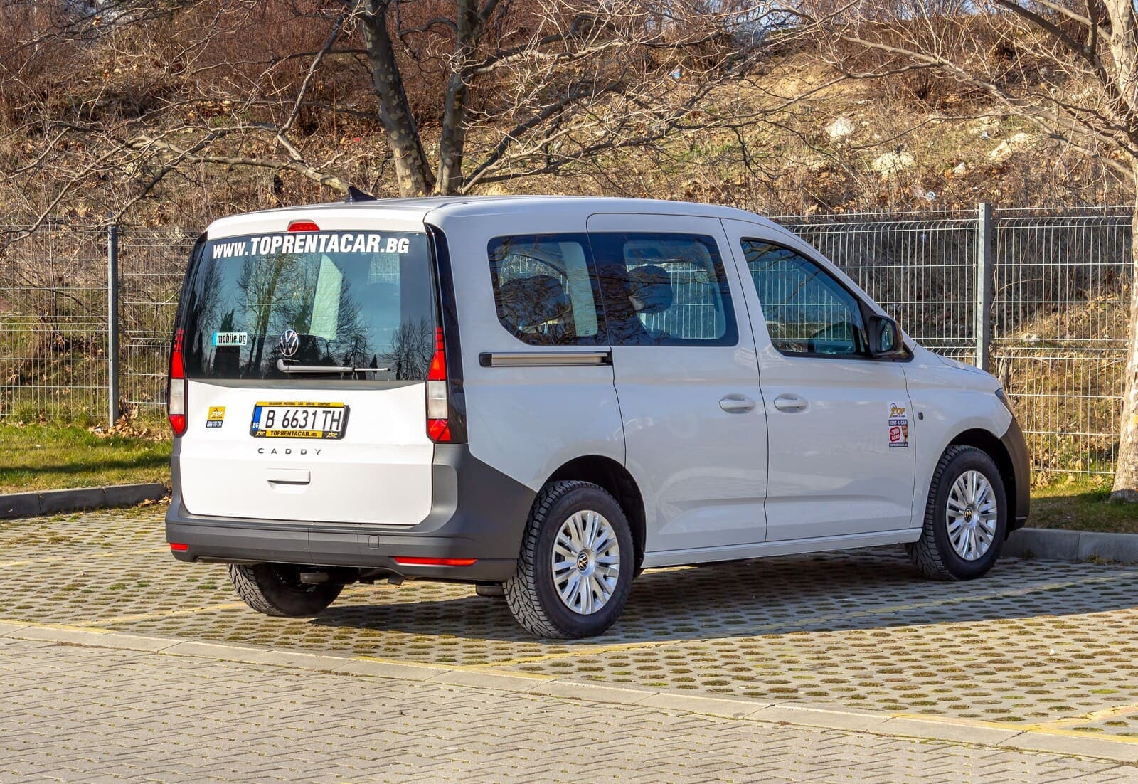 https://topmobility-stage-cms.s3.eu-central-1.amazonaws.com/vw_caddy_car_rental_213db5ba35.jpg