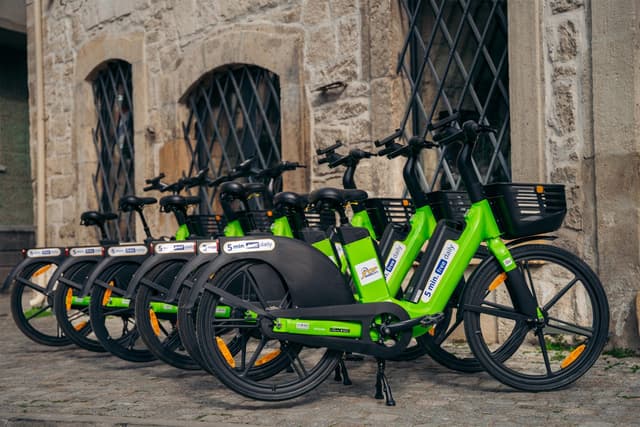 Началото на TOP MOBILITY – първите споделени електрически велосипеди във Варна