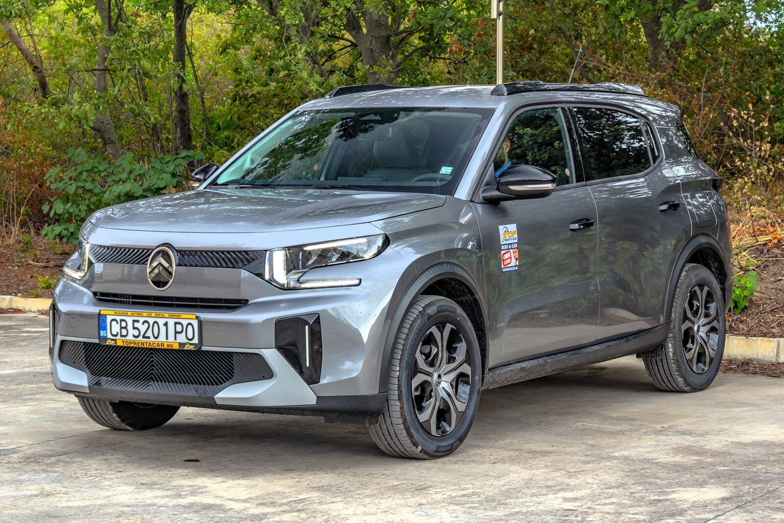 https://topmobility-stage-cms.s3.eu-central-1.amazonaws.com/citroen_c3_aircross_for_rent_1ba4db3584.jpg