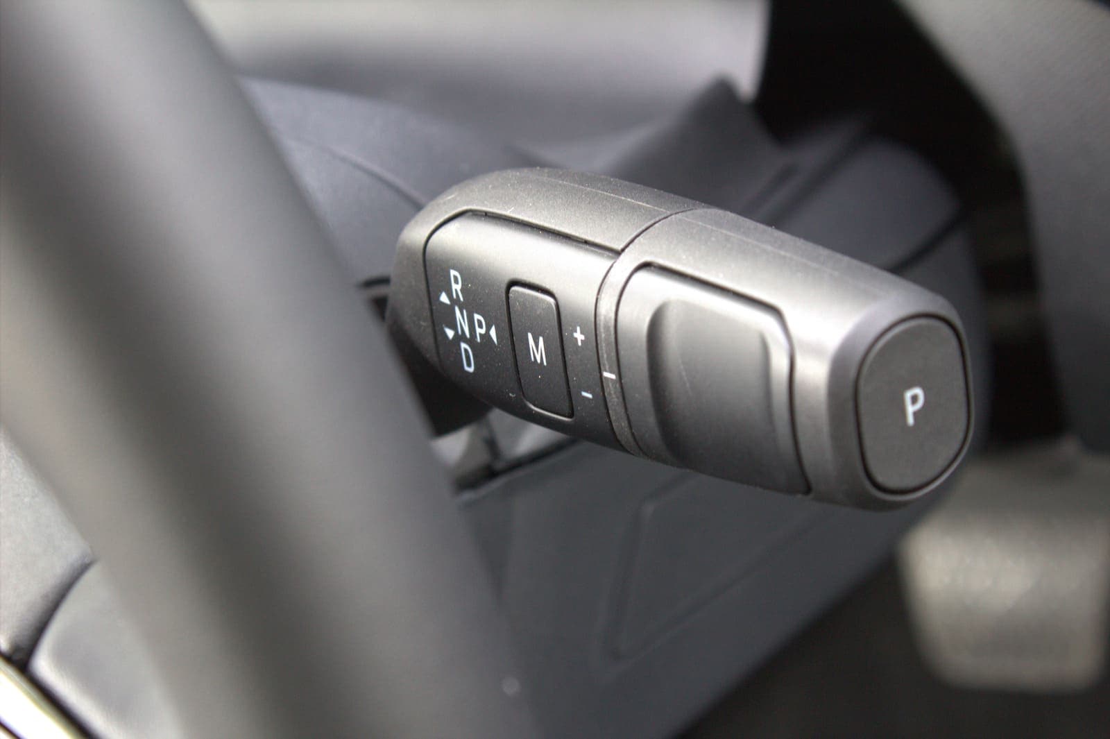 https://topmobility-stage-cms.s3.eu-central-1.amazonaws.com/ford_tourneo_custom_automatic_gearbox_5cd5c958e2.jpg