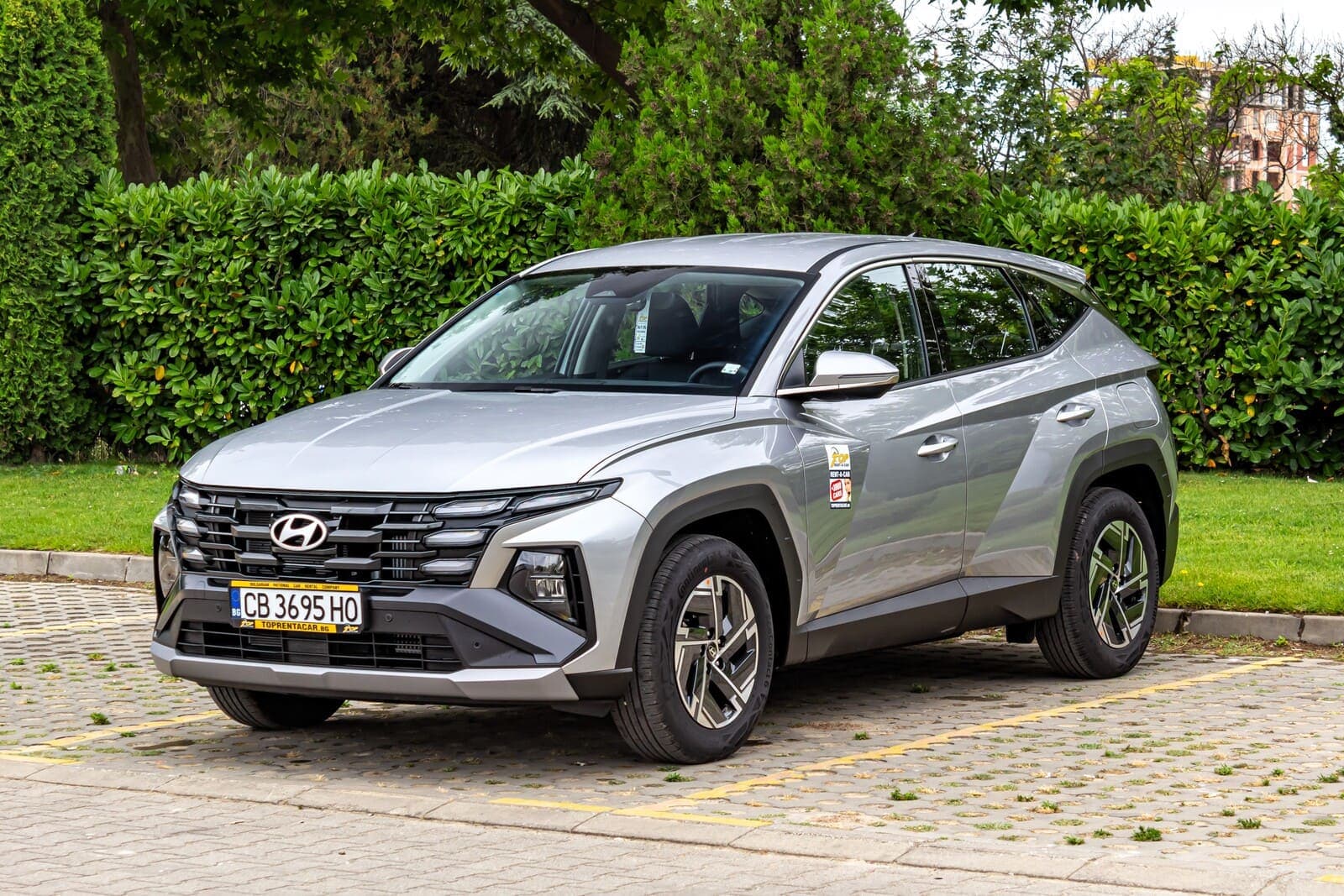 https://topmobility-stage-cms.s3.eu-central-1.amazonaws.com/hyundai_tucson_2025_for_rent_8d9c32cae1.jpg