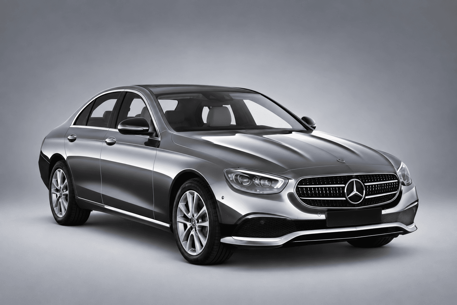 https://topmobility-stage-cms.s3.eu-central-1.amazonaws.com/mercedes_e_class_avtopark_dd7a663b96.png