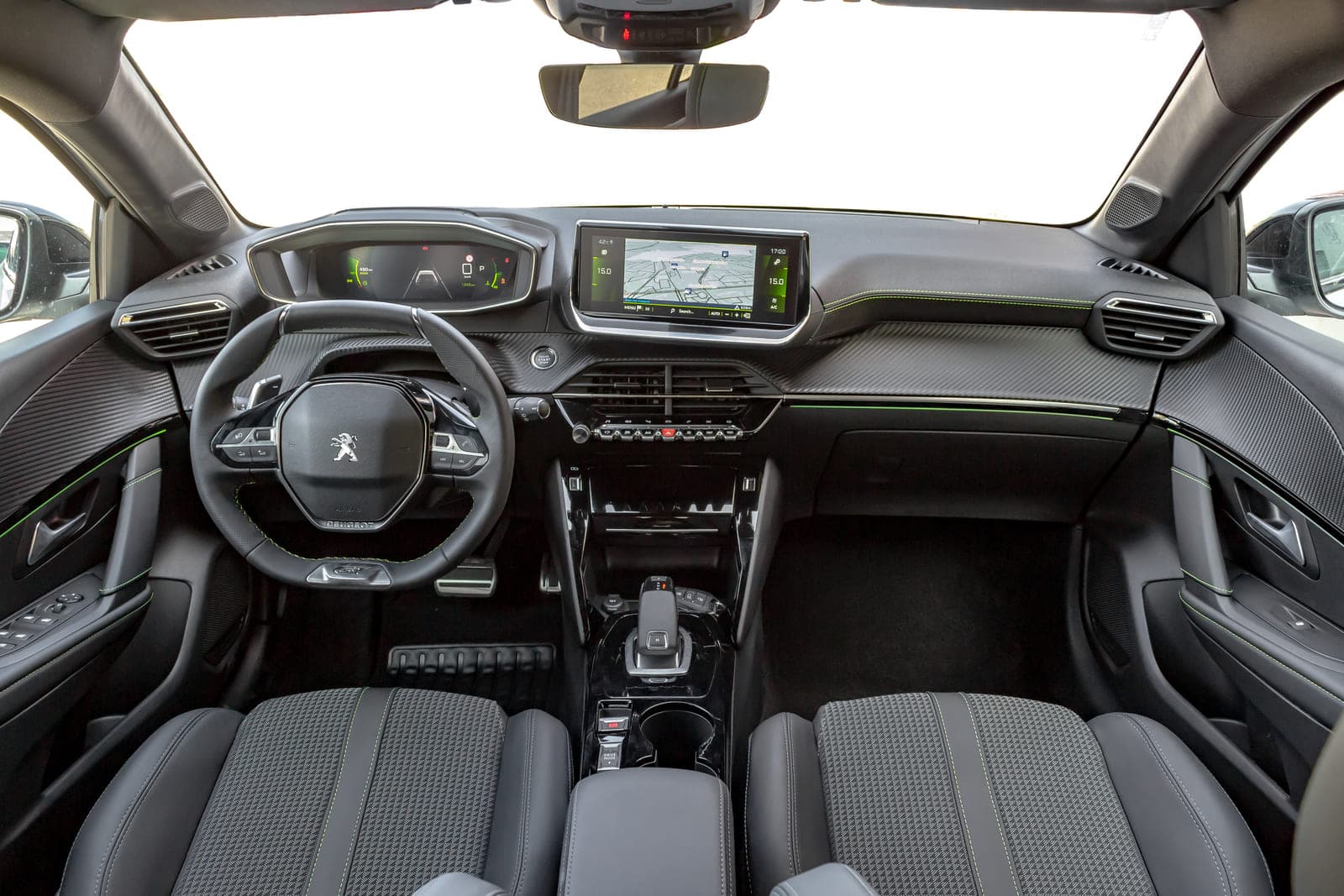 https://topmobility-stage-cms.s3.eu-central-1.amazonaws.com/peugeot_208_gt_aut_interior_c757f4517e.jpg